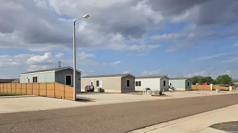 112 17b Energy Dr, Cotulla, TX 78014 photo 7