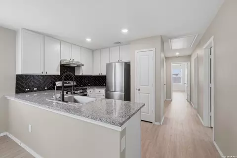 13810 Ostrich Run, San Antonio, TX 78252