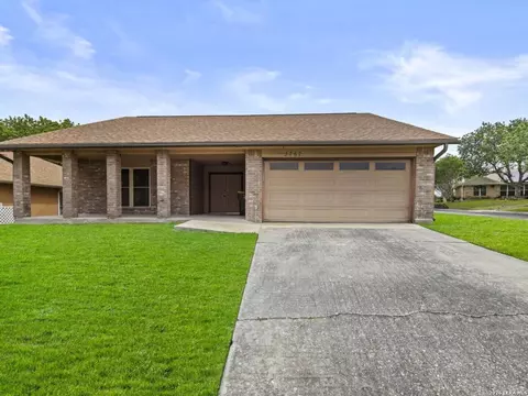 3757 Hunters Gln, Schertz, TX 78108
