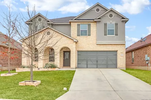 2077 Oxbow, New Braunfels, TX 78130