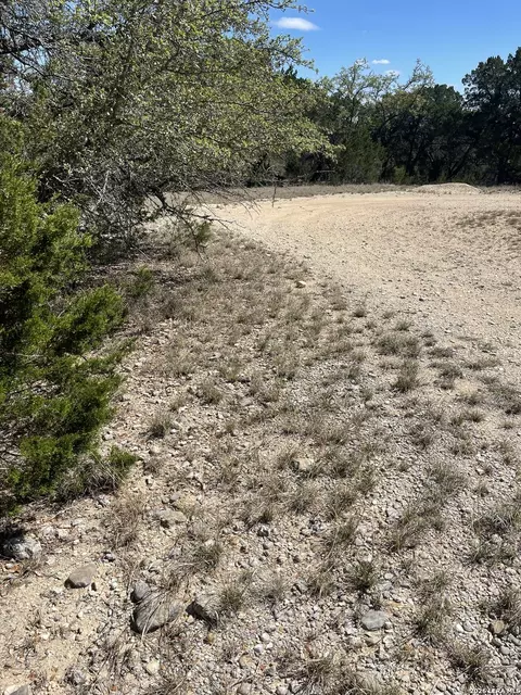 lot161 Bluff View Cir, Bandera, TX 78003