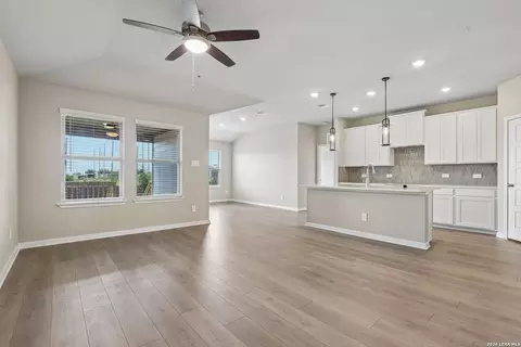 2810 Clemente Way, Converse, TX 78109 photo 14
