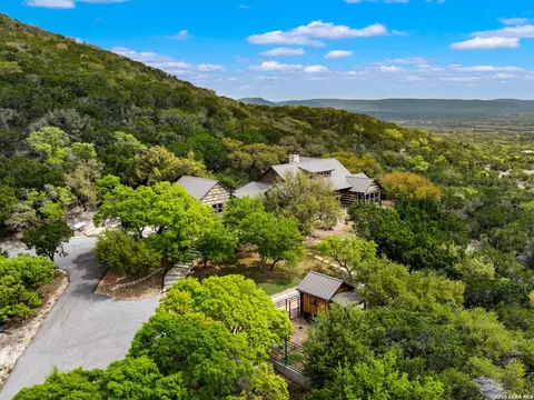 Other - 2601 B And R Rd, Utopia, TX 78884 photo 13 of 17