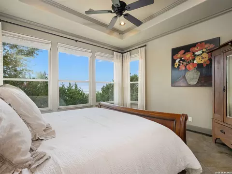 Bedroom - 2601 B And R Rd, Utopia, TX 78884 photo 1 of 4