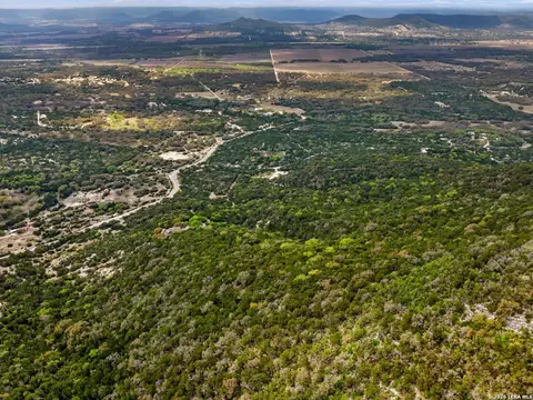 Other - 2601 B And R Rd, Utopia, TX 78884 photo 15 of 17