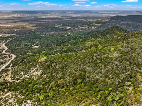 View/Area - 2601 B And R Rd, Utopia, TX 78884 photo 11 of 11