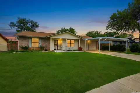 9418 Gold Dust Dr, San Antonio, TX 78245