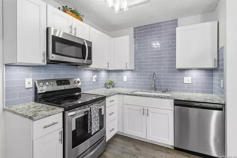 12722 Huntsman View Dr, San Antonio, TX 78249