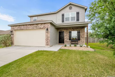 9034 Alvarado Bnd, San Antonio, TX 78245