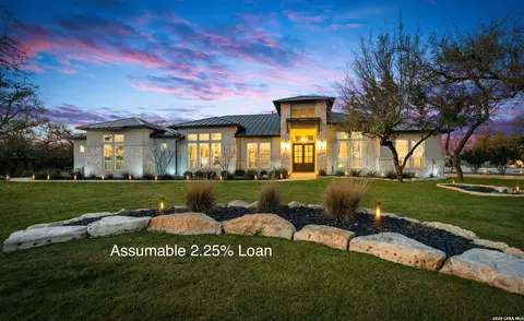 916 Jenny Leigh Trl, Bulverde, TX 78163