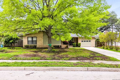 139 Verdant St, San Antonio, TX 78209