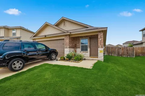 Exterior - 4219 Thyme Gdn, Von Ormy, TX 78073 photo 3 of 7