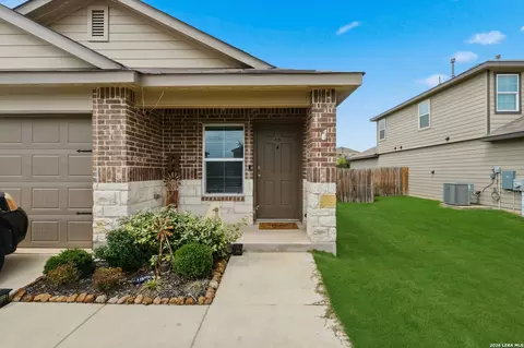 Exterior - 4219 Thyme Gdn, Von Ormy, TX 78073 photo 2 of 7