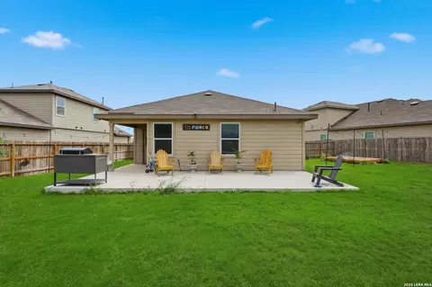 Exterior - 4219 Thyme Gdn, Von Ormy, TX 78073 photo 6 of 7