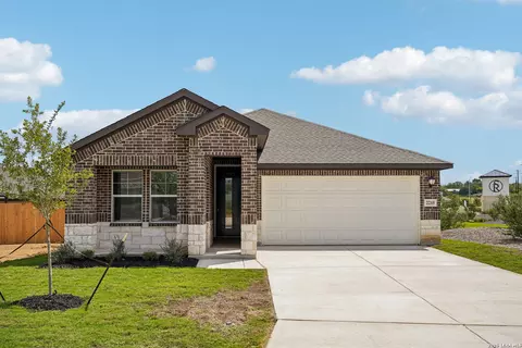 2215 Southerland Trl, Marion, TX 78124