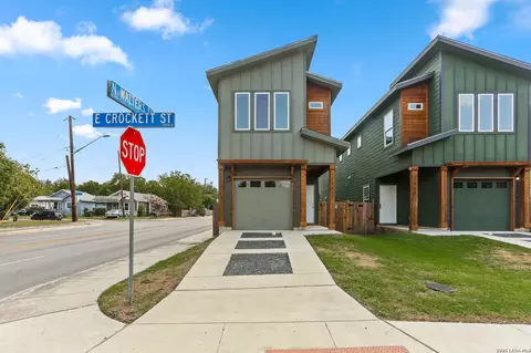1962 E Crockett, San Antonio, TX 78202