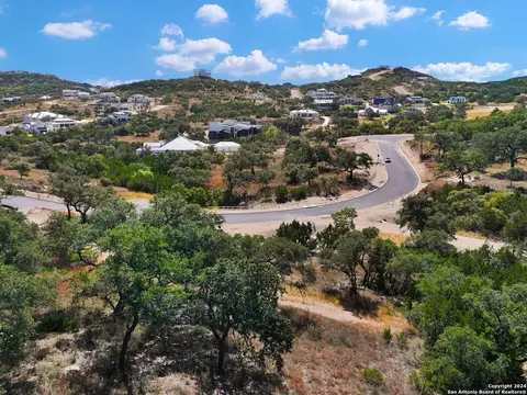 23422 Tres Arroyos, San Antonio, TX 78006