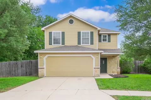 16642 Emerald Blf, Selma, TX 78154