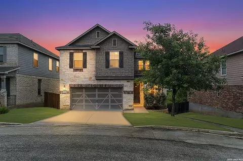 1302 Hummingbird, San Antonio, TX 78245