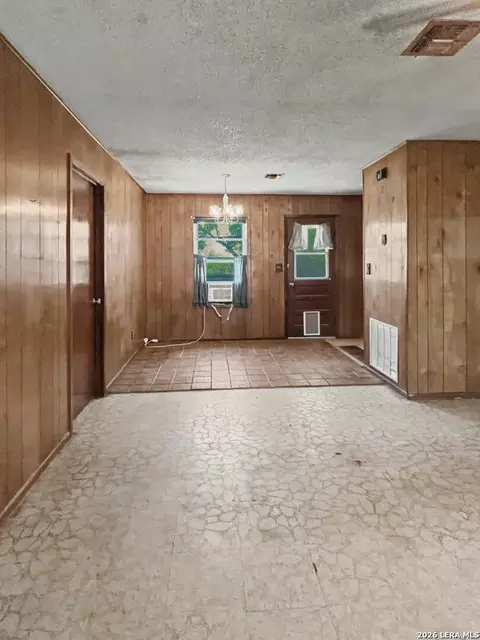 Other - 517 E Daniel, Uvalde, TX 78801 photo 5 of 5