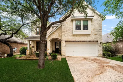 27518 Dana Creek Dr, Boerne, TX 78015