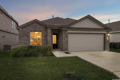 634 Bean Bnd, San Antonio, TX 78221