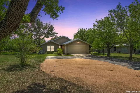 117 Woodland Blvd, Boerne, TX 78006