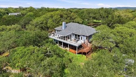 377 Eden Ranch Dr, Canyon Lake, TX 78133