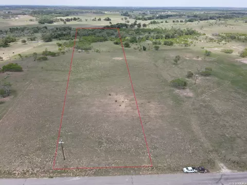 1110 Hartfield Rd, Seguin, TX 78155
