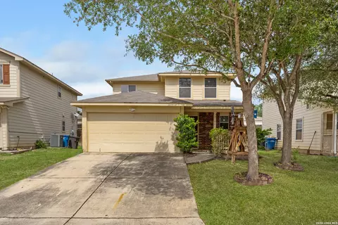 10302 Buescher Ln, San Antonio, TX 78223