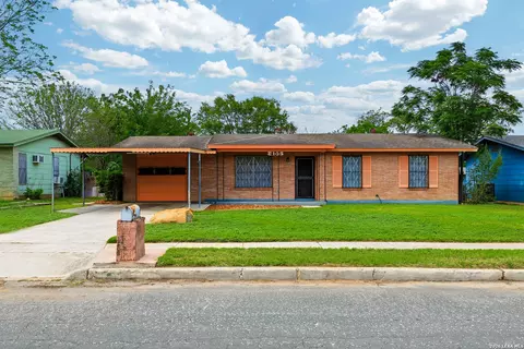 455 Wimberly Blvd, San Antonio, TX 78221