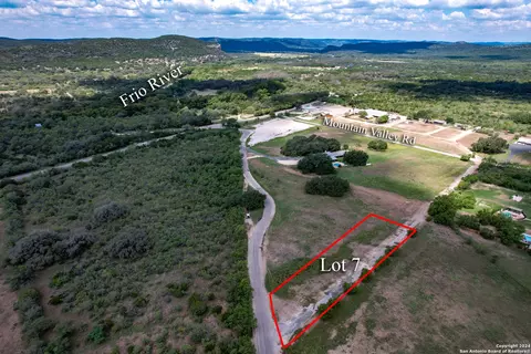 63 Tierra Linda Dr #LOT 7, Concan, TX 78838