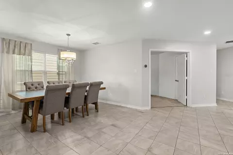 1635 Iron Crk, San Antonio, TX 78245