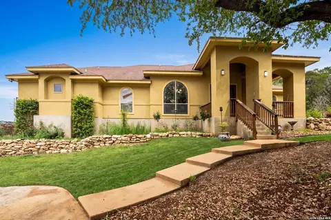 17132 Bandera Rd, Helotes, TX 78023