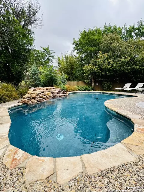 1322 Oak Path, San Antonio, TX 78258