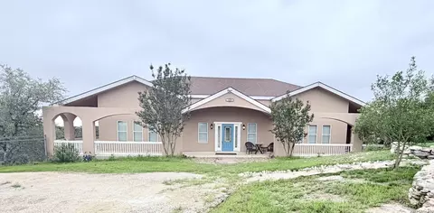 180 County Road 2750, Mico, TX 78056