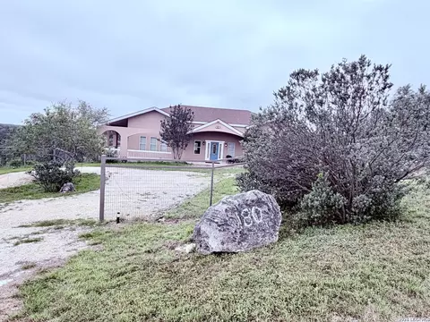 180 County Road 2750, Mico, TX 78056
