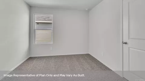308 Windflower Cv, Luling, TX 78648 photo 21