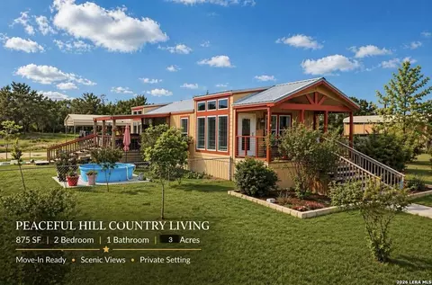 282 Oak Trl, Pipe Creek, TX 78063