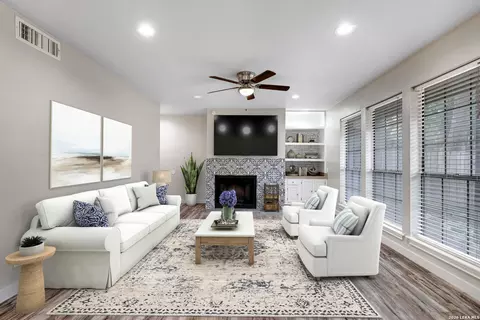8611 Datapoint Dr #43, San Antonio, TX 78229