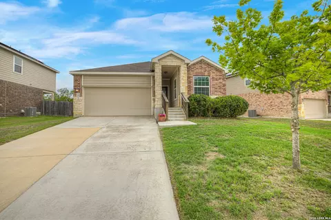 1814 Strawberry Fld, New Braunfels, TX 78130