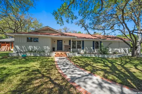 2 La Mesa, New Braunfels, TX 78130