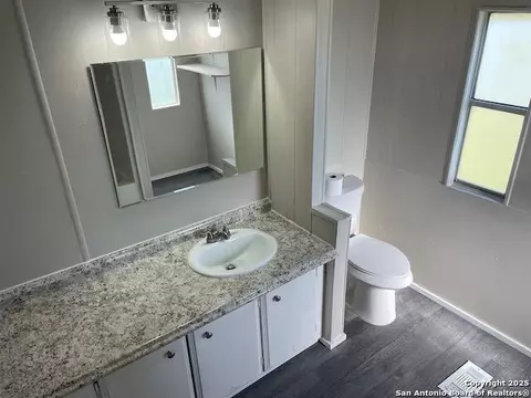Bath - 17189 Benton City Rd, Von Ormy, TX 78073 photo 1 of 2
