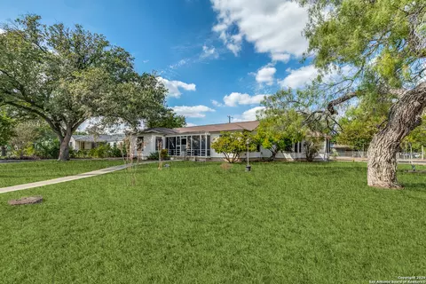 2301 W Mulberry Ave, San Antonio, TX 78201
