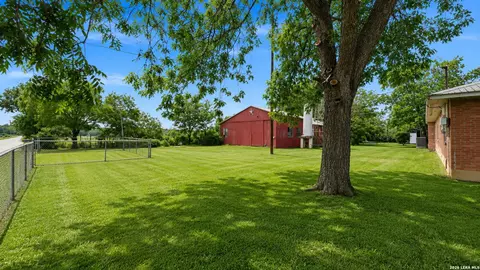 Exterior - 106 County Road 6611, Devine, TX 78016 photo 2 of 3