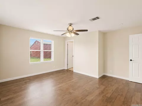 Bedroom - 106 County Road 6611, Devine, TX 78016 photo 2 of 5