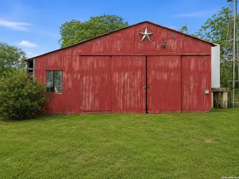 Other - 106 County Road 6611, Devine, TX 78016 photo 3 of 4