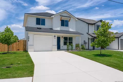 304 W Martindale, Seguin, TX 78155