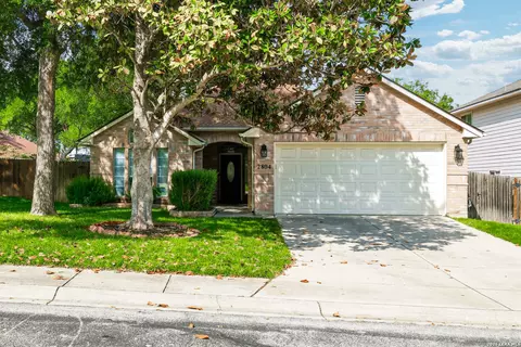 2804 Berry Trce, Schertz, TX 78154