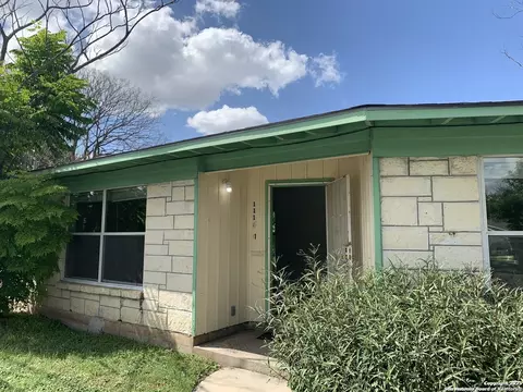 111 Laddie Pl, San Antonio, TX 78201